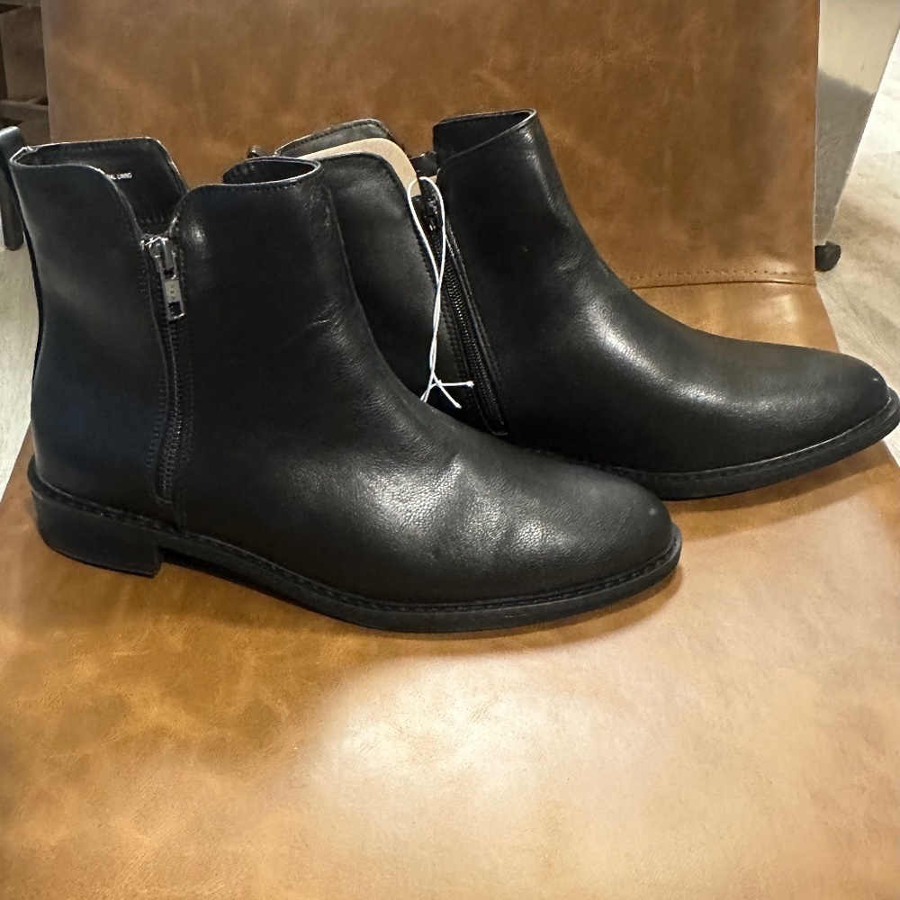 Universal Thread Black Brenna Ankle Boots Women's Size 8